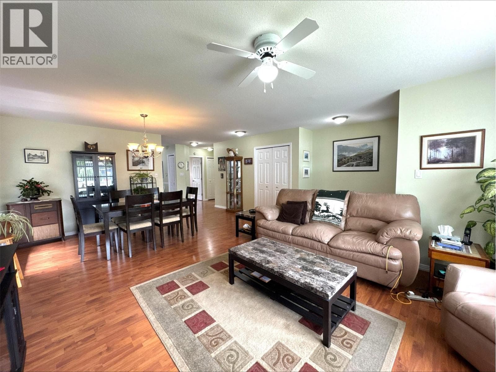 1921 Morrissey Street, Interior REALTORS® — photo 3
