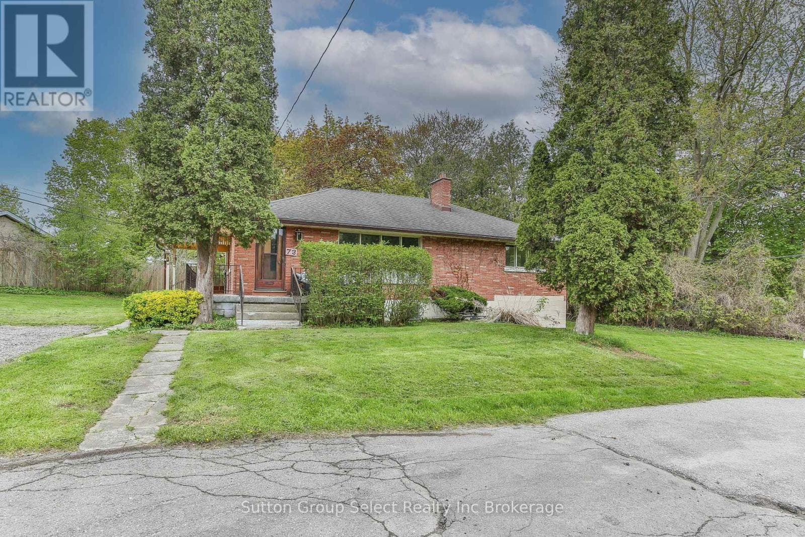 73 & 77 MAUD STREET, Woodstock-Ingersoll-Tillsonburg — photo 2