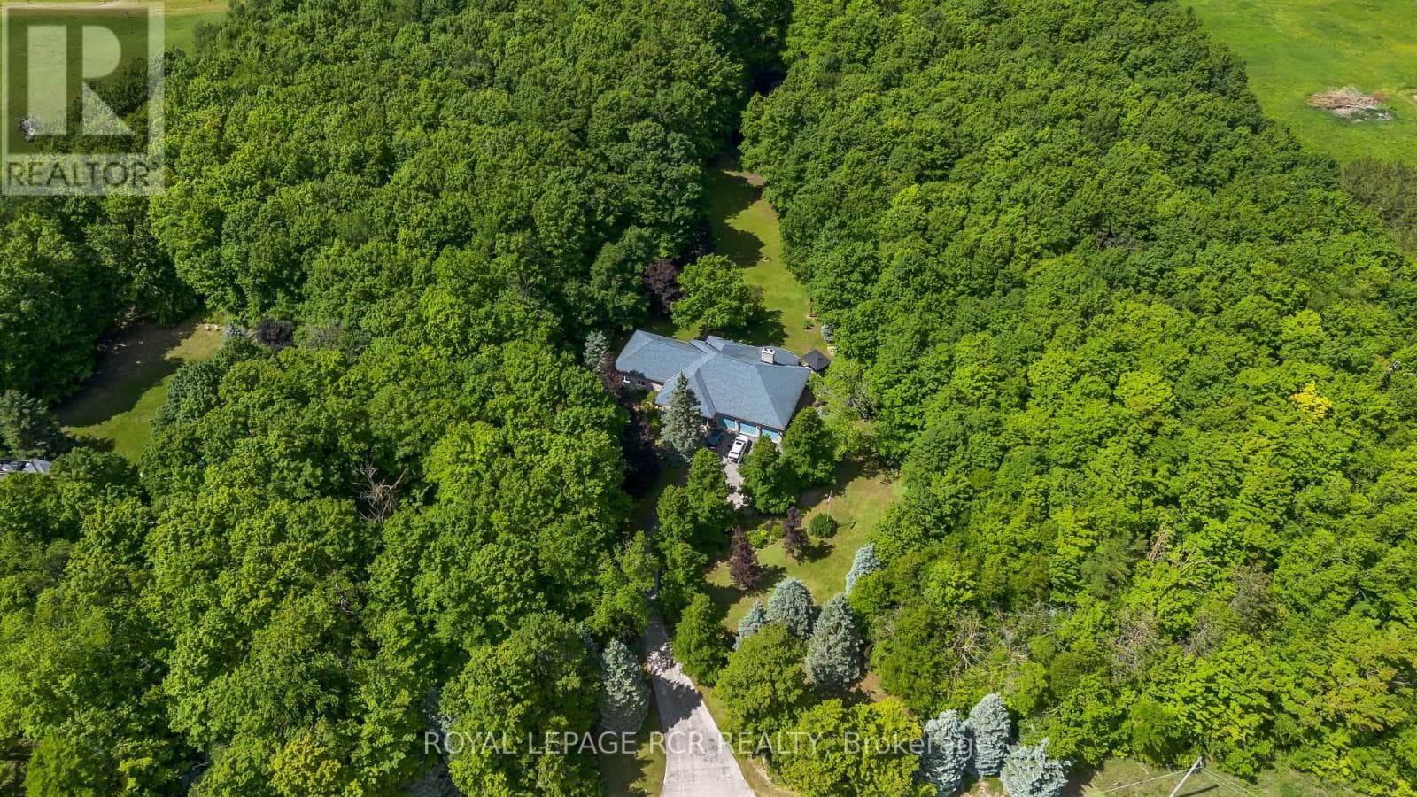 427057 25 SIDE ROAD in 