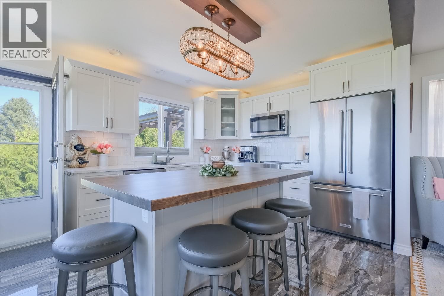 853 TOOVEY ROAD, Interior REALTORS® — photo 4