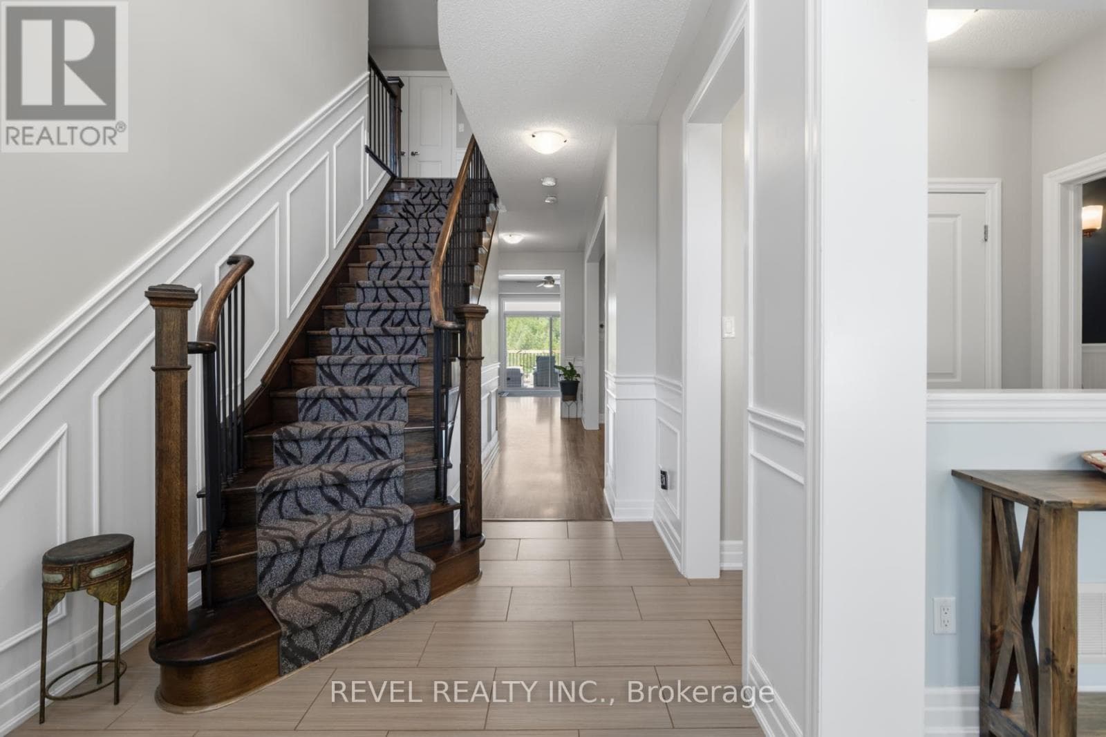 74 MOUNT CRESCENT, Toronto — photo 3