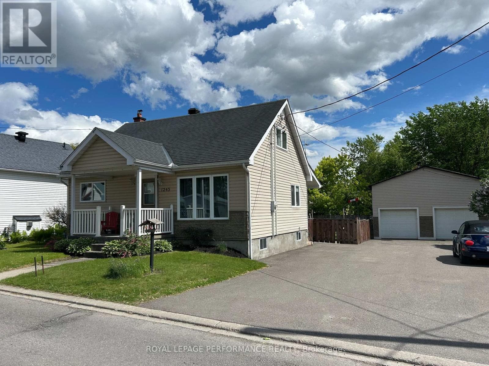 1245 ALMA STREET S, Ottawa