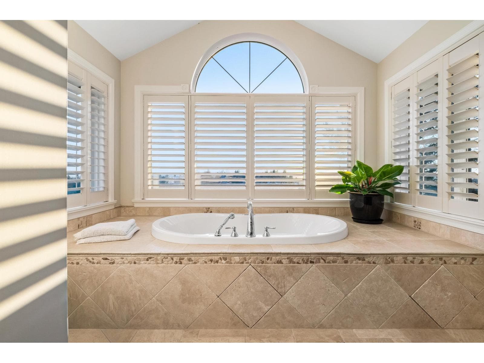 2405 CRANBERRY COURT, Fraser Valley