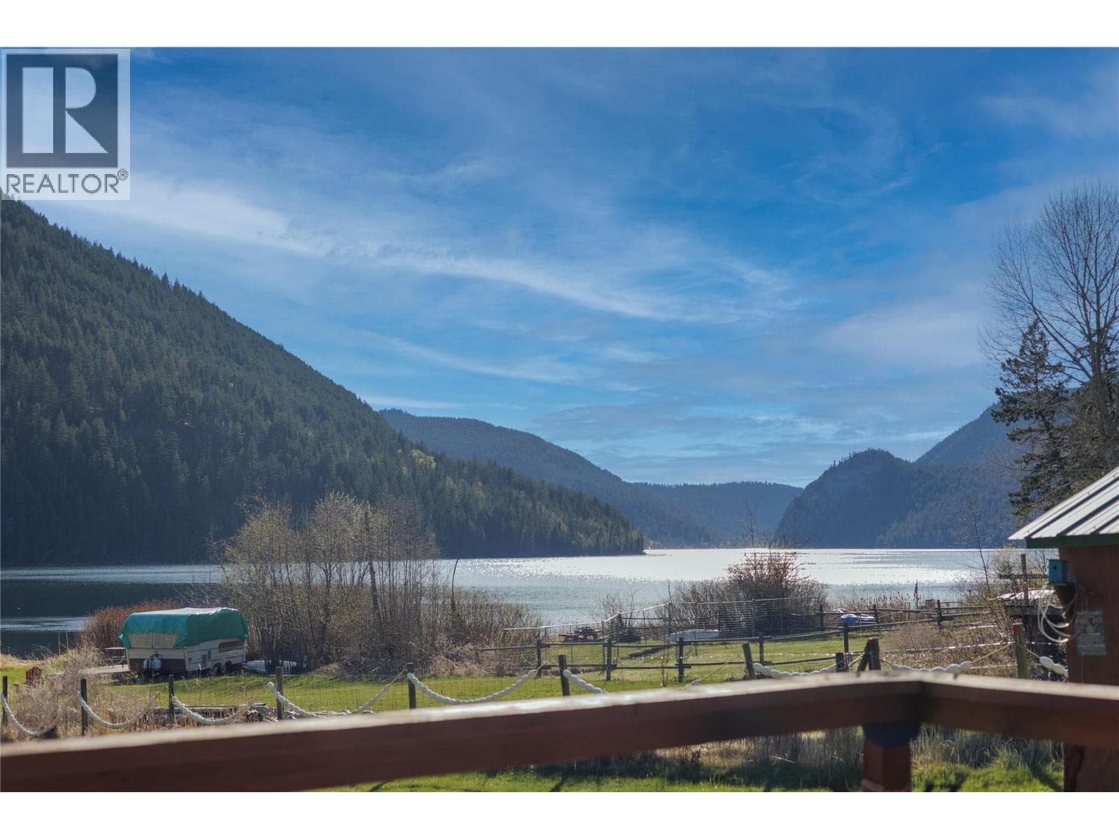 2572 Stoney Drive, Interior REALTORS® — photo 3