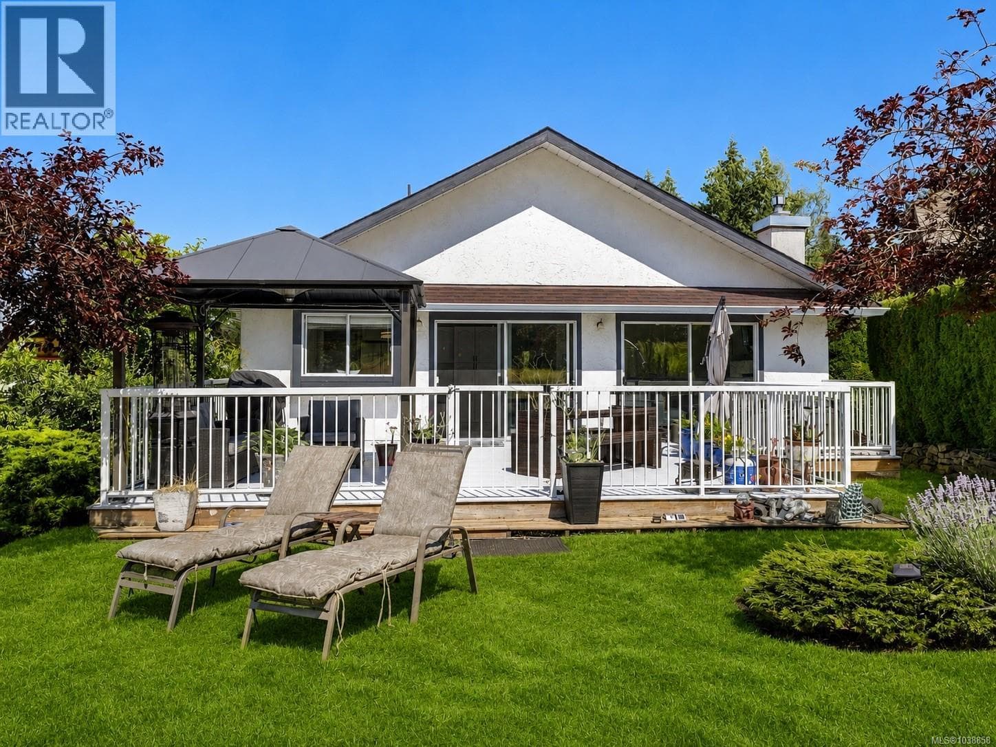 3718 ARBUTUS DRIVE NORTH, Victoria — photo 4