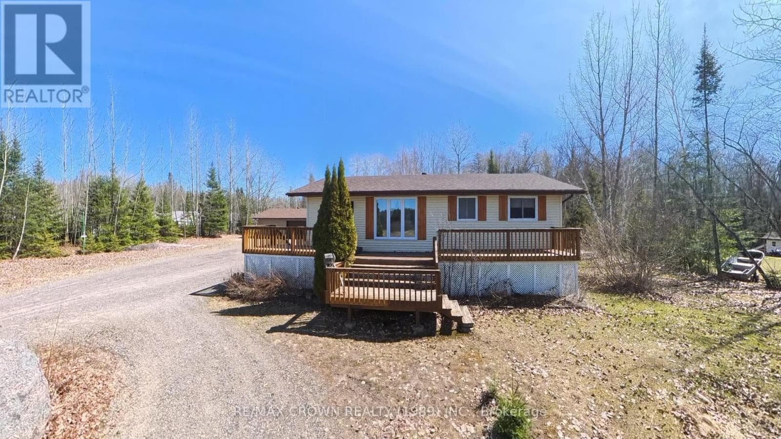 762 OUELLETTE ROAD in 