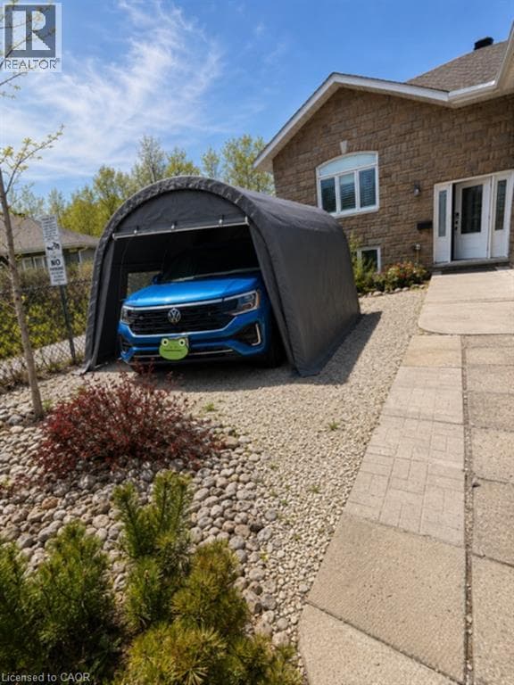 253 KINGSWAY Avenue, Cornerstone — photo 5