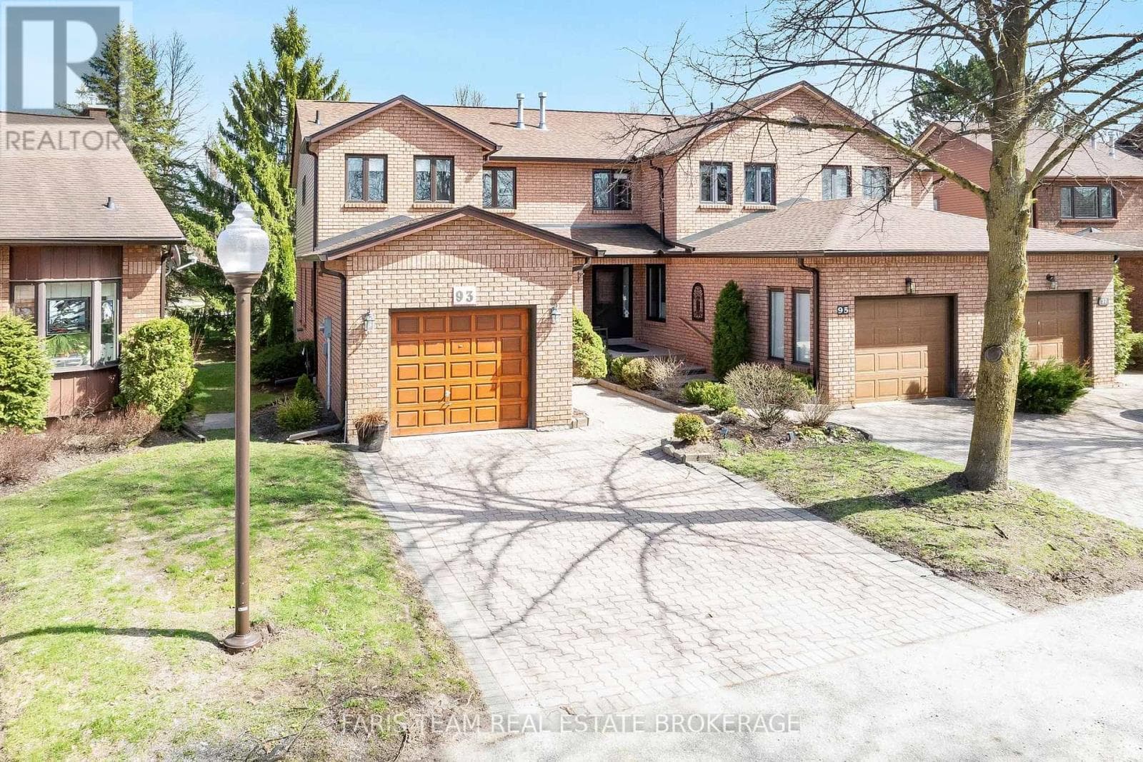 93 RIVERVIEW ROAD in 