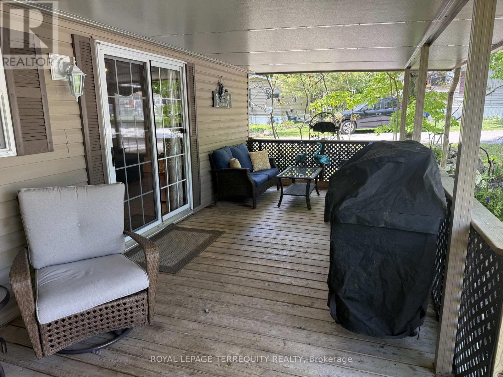 16 ROCKHAVEN, Toronto — photo 5