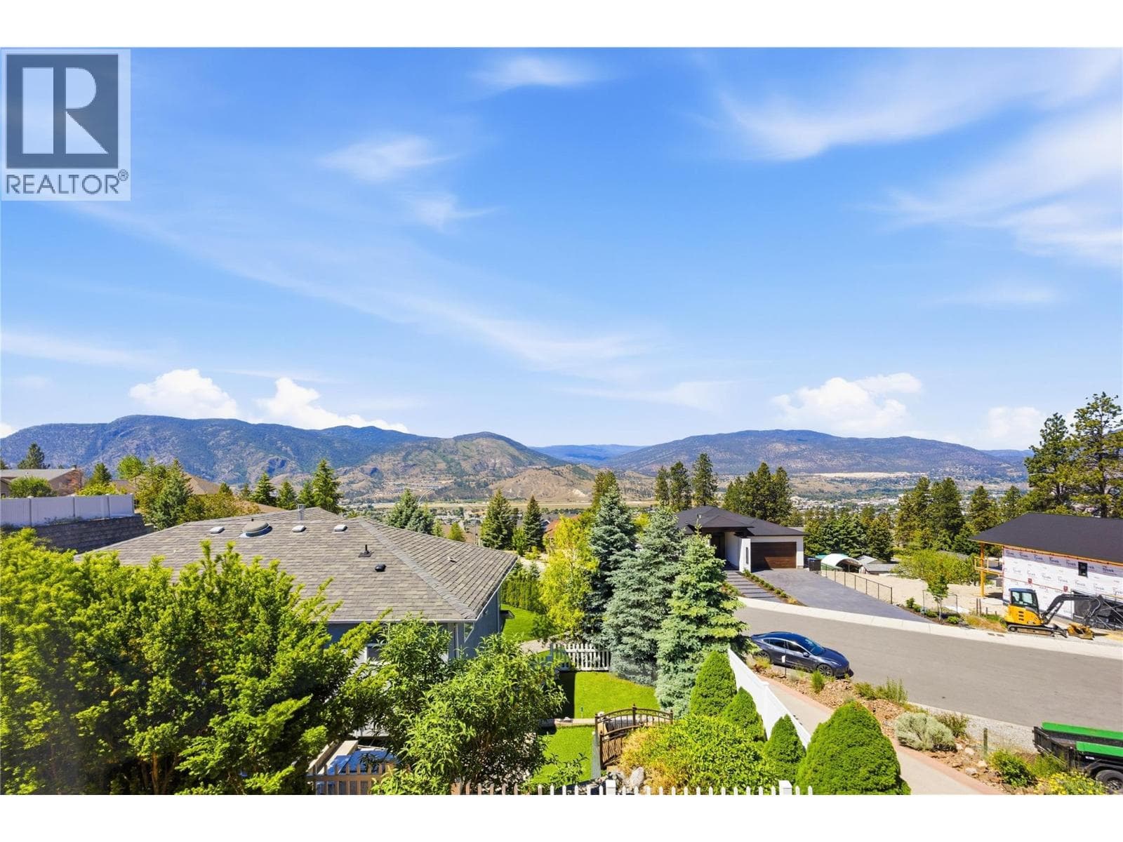 2850 EVERGREEN DRIVE, Interior REALTORS® — photo 4