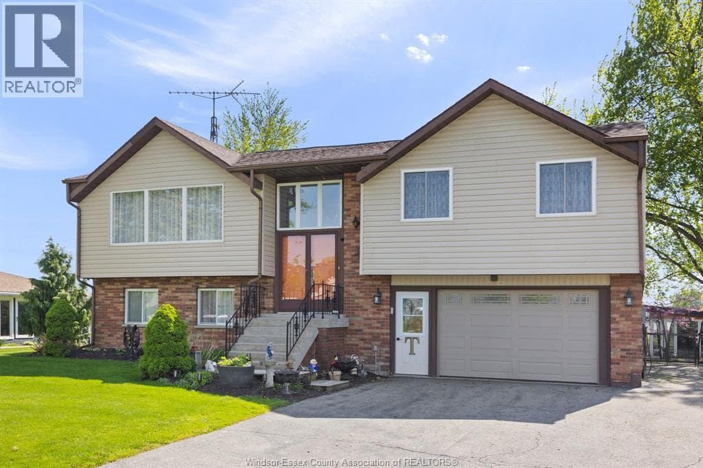 19079 BLUE WATER AVENUE in 