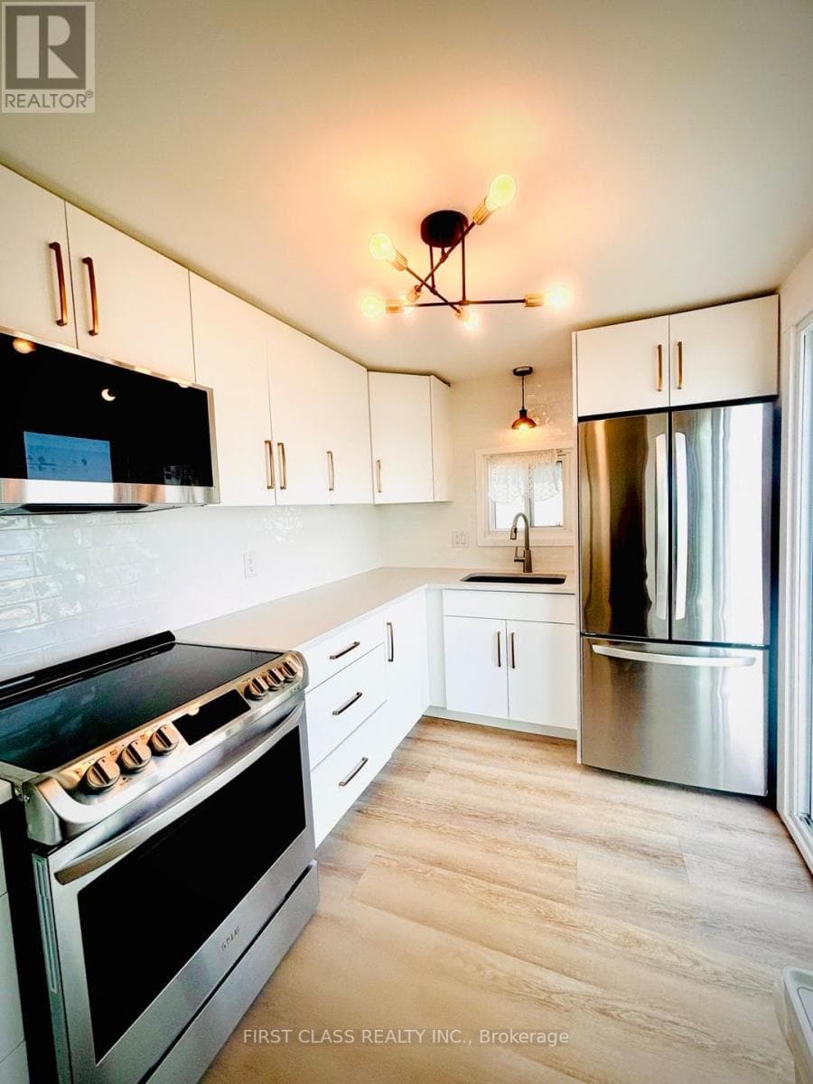 11853 LAKESHORE ROAD, Toronto — photo 5