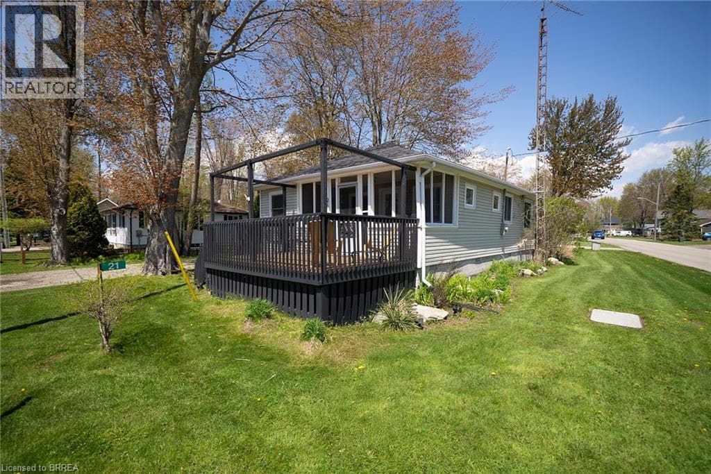 21 FERRIS STREET, Brantford — photo 4