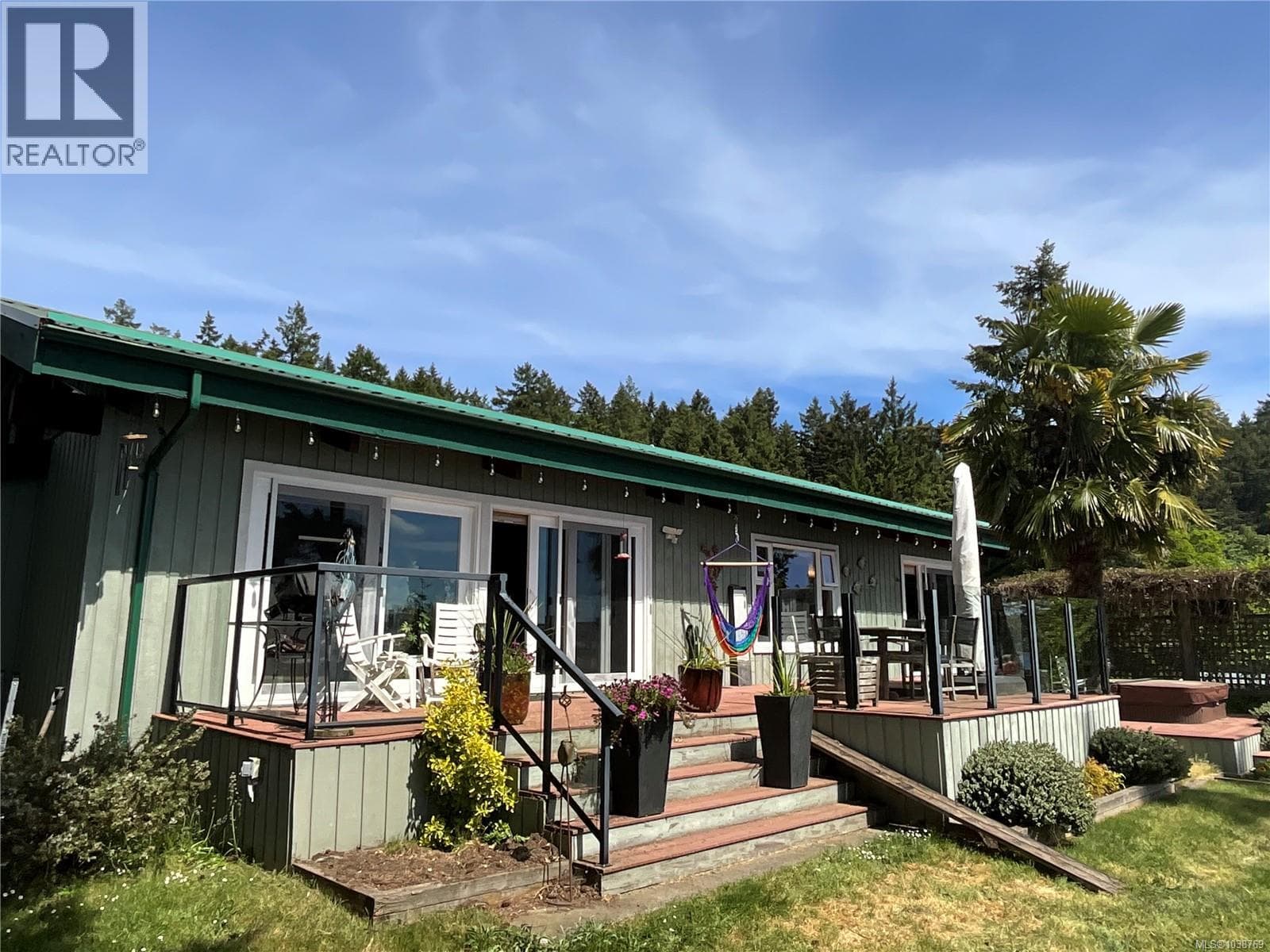 2495 Spring Beach Dr, Vancouver Island — photo 4