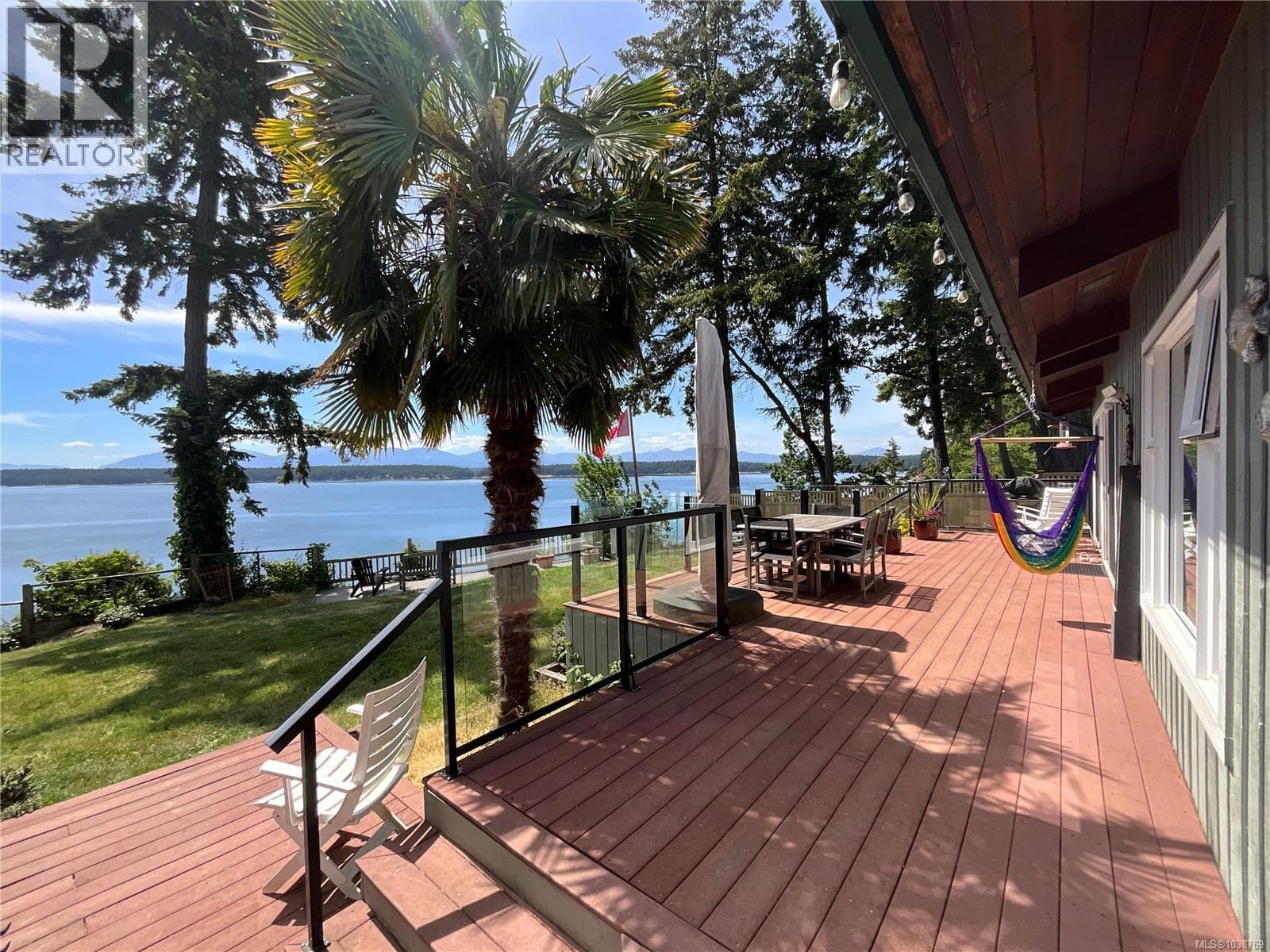 2495 Spring Beach Dr, Vancouver Island — photo 5