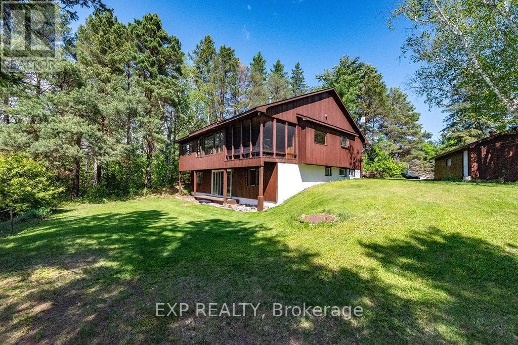 56 LEFTY LANE, Renfrew County — photo 2