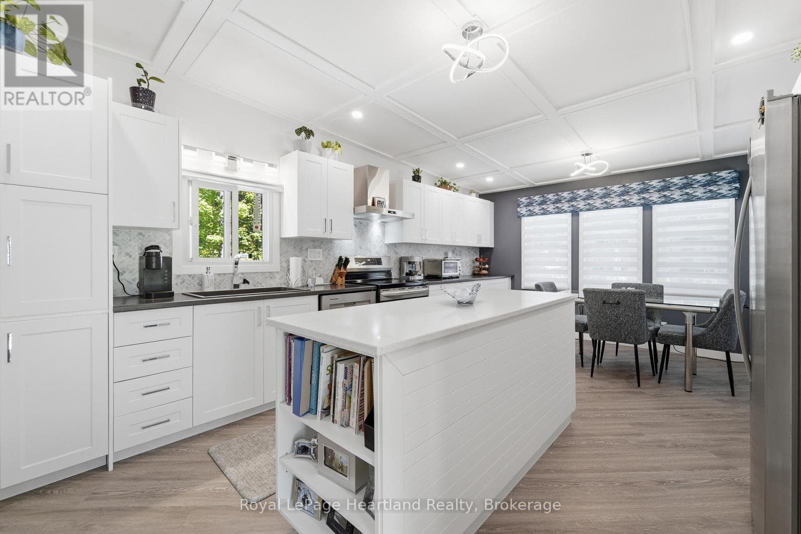 205 CHESTNUT DRIVE, OnePoint — photo 2