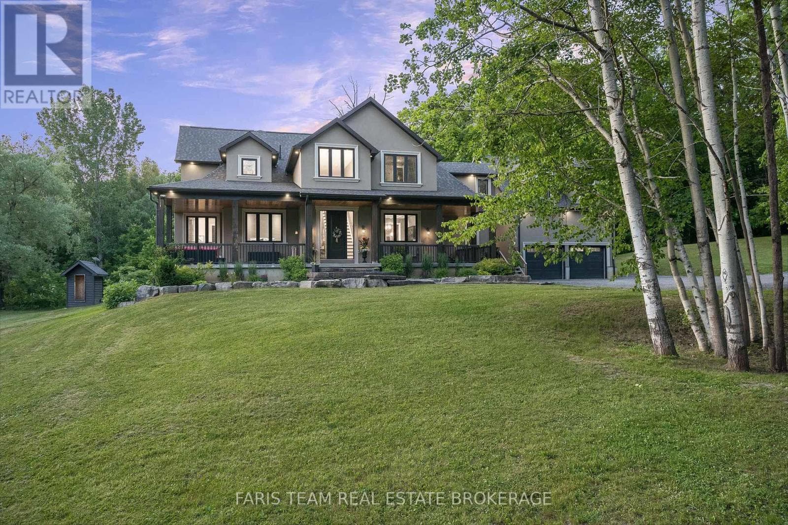400 LLOYD'S LANE in Schomberg