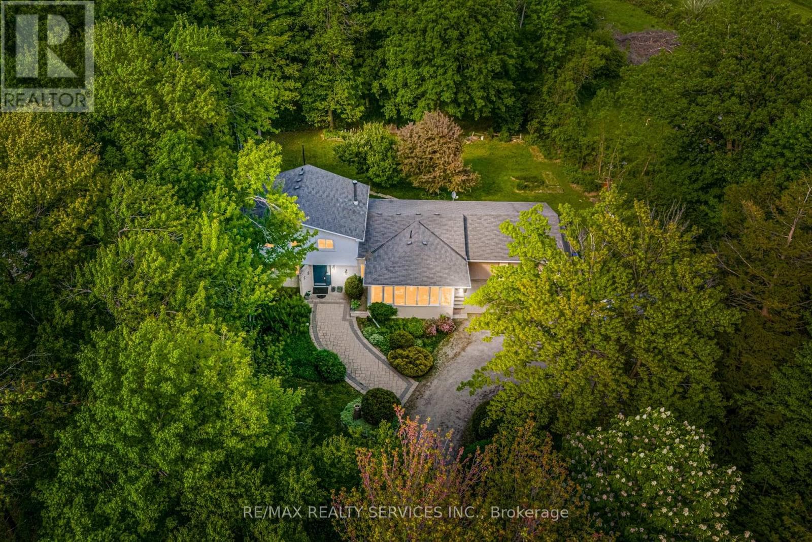 14411 INNIS LAKE ROAD, Toronto — photo 2