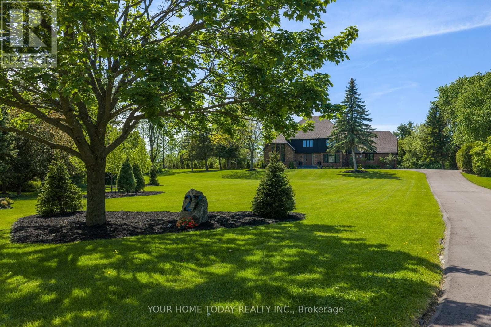 27 CHANTELAY CRESCENT, Toronto — photo 5