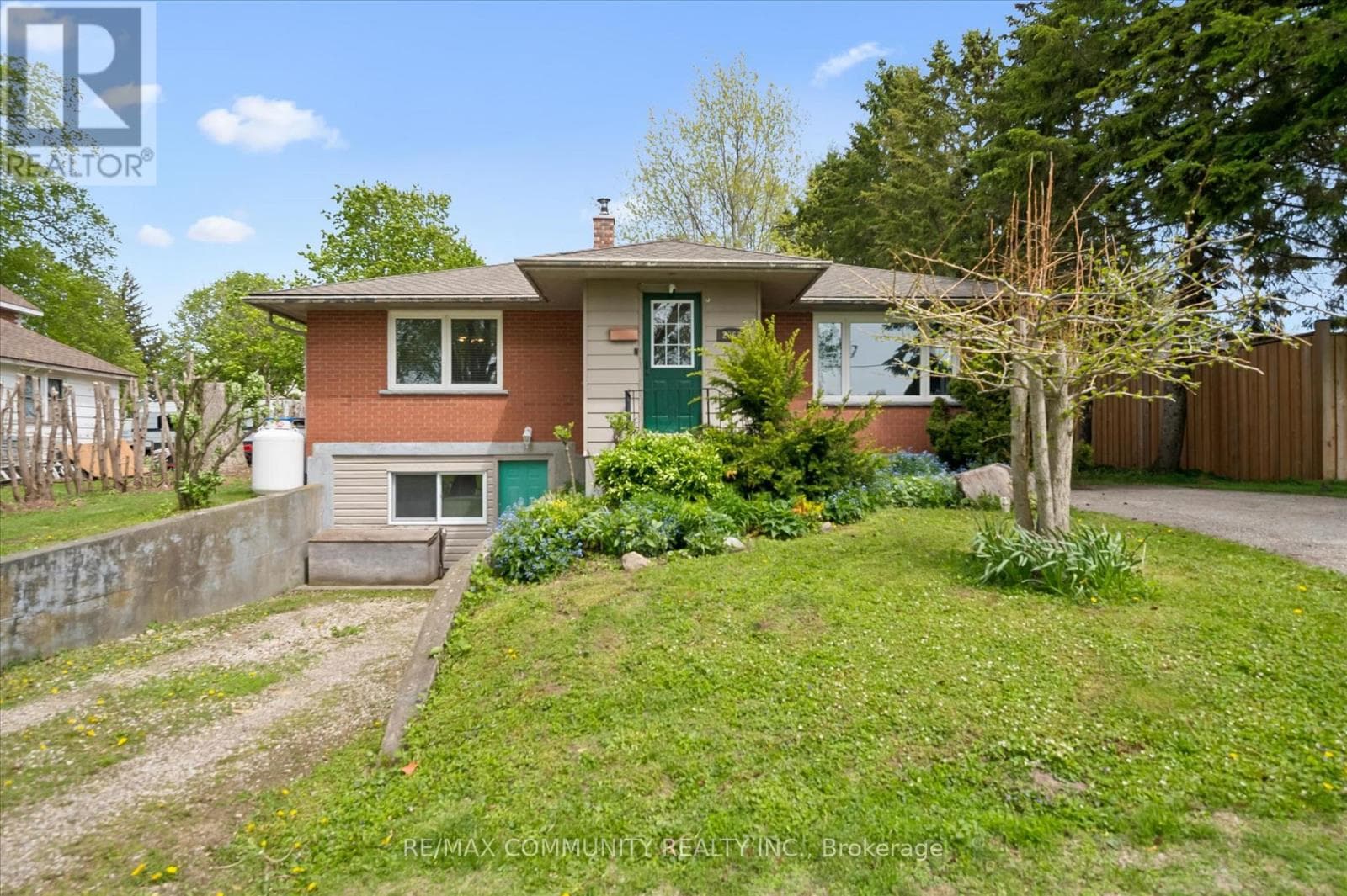 2063 GEORGE STREET in