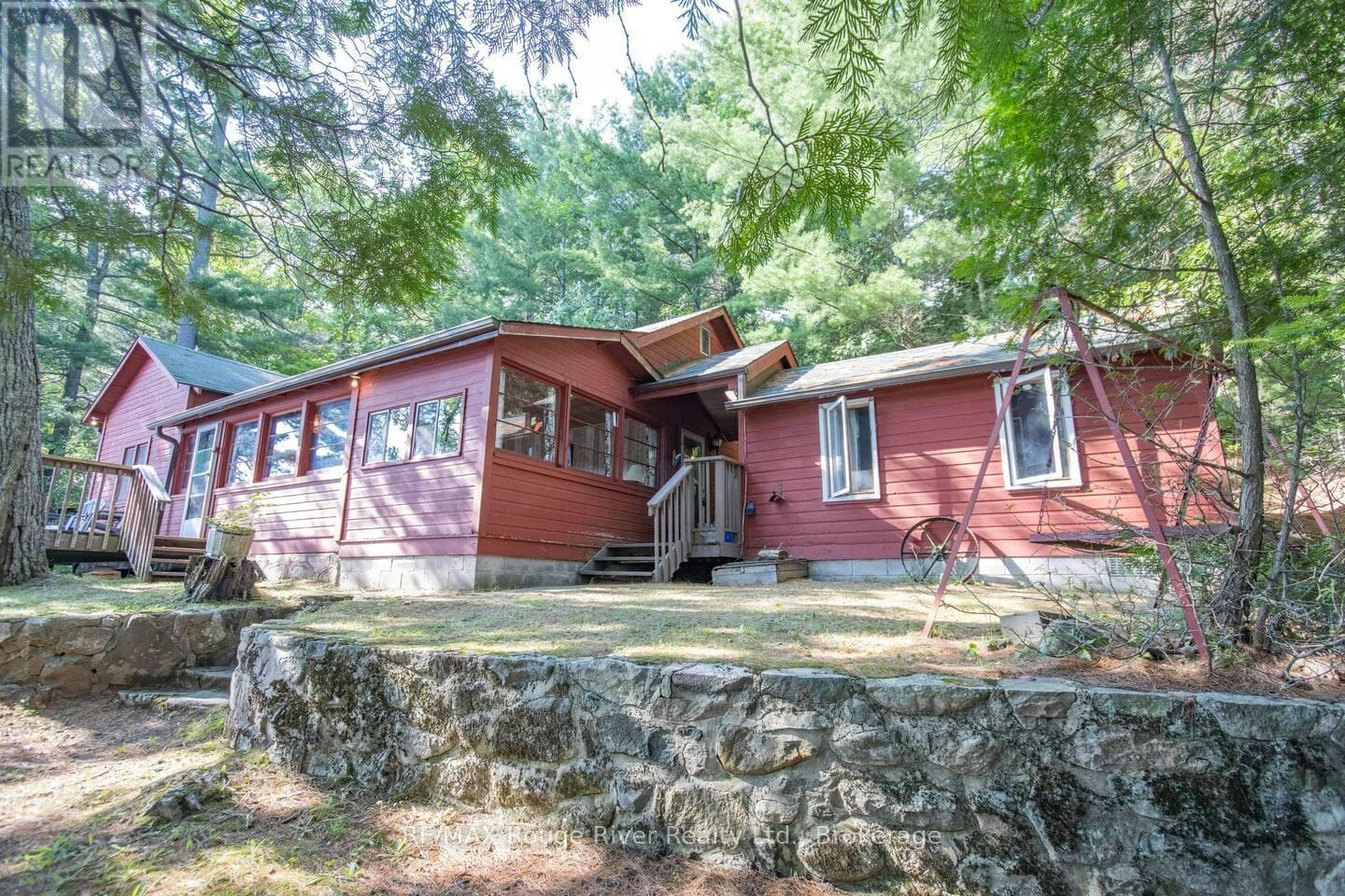 1246 SUGAR BUSH LANE in 