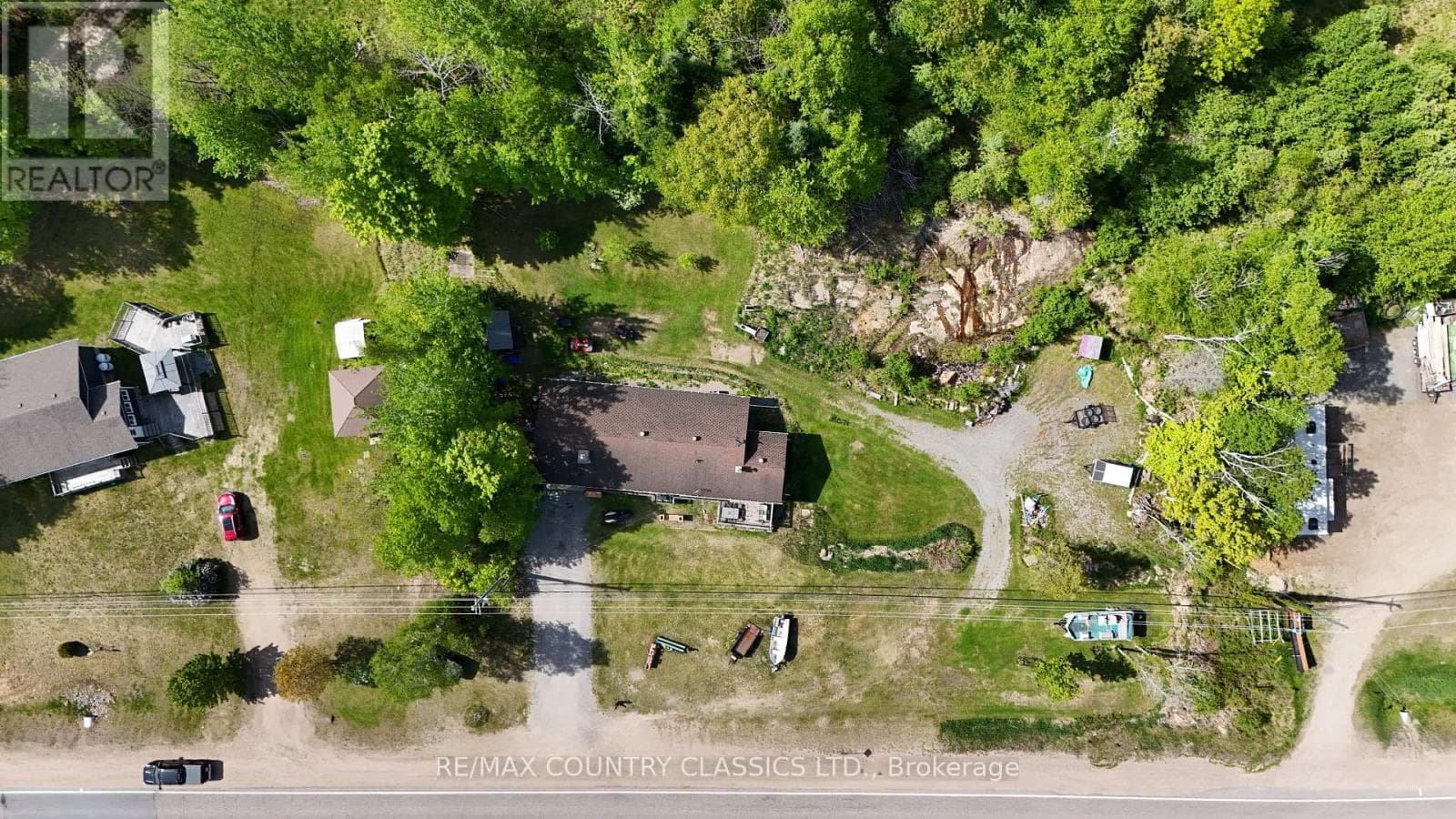39132 COMBERMERE ROAD, Central Lakes — photo 4