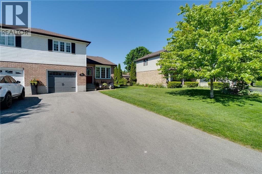 111B MILLER Crescent, Cornerstone — photo 3