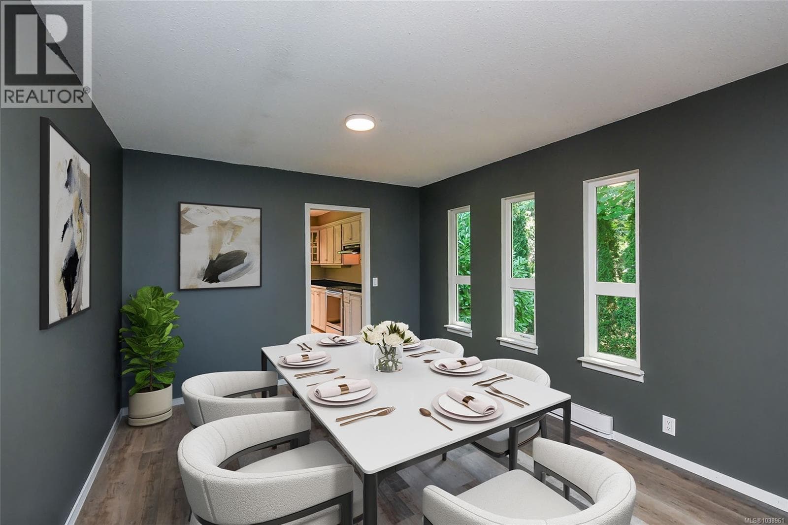 7730 Vivian Way, Vancouver Island — photo 2
