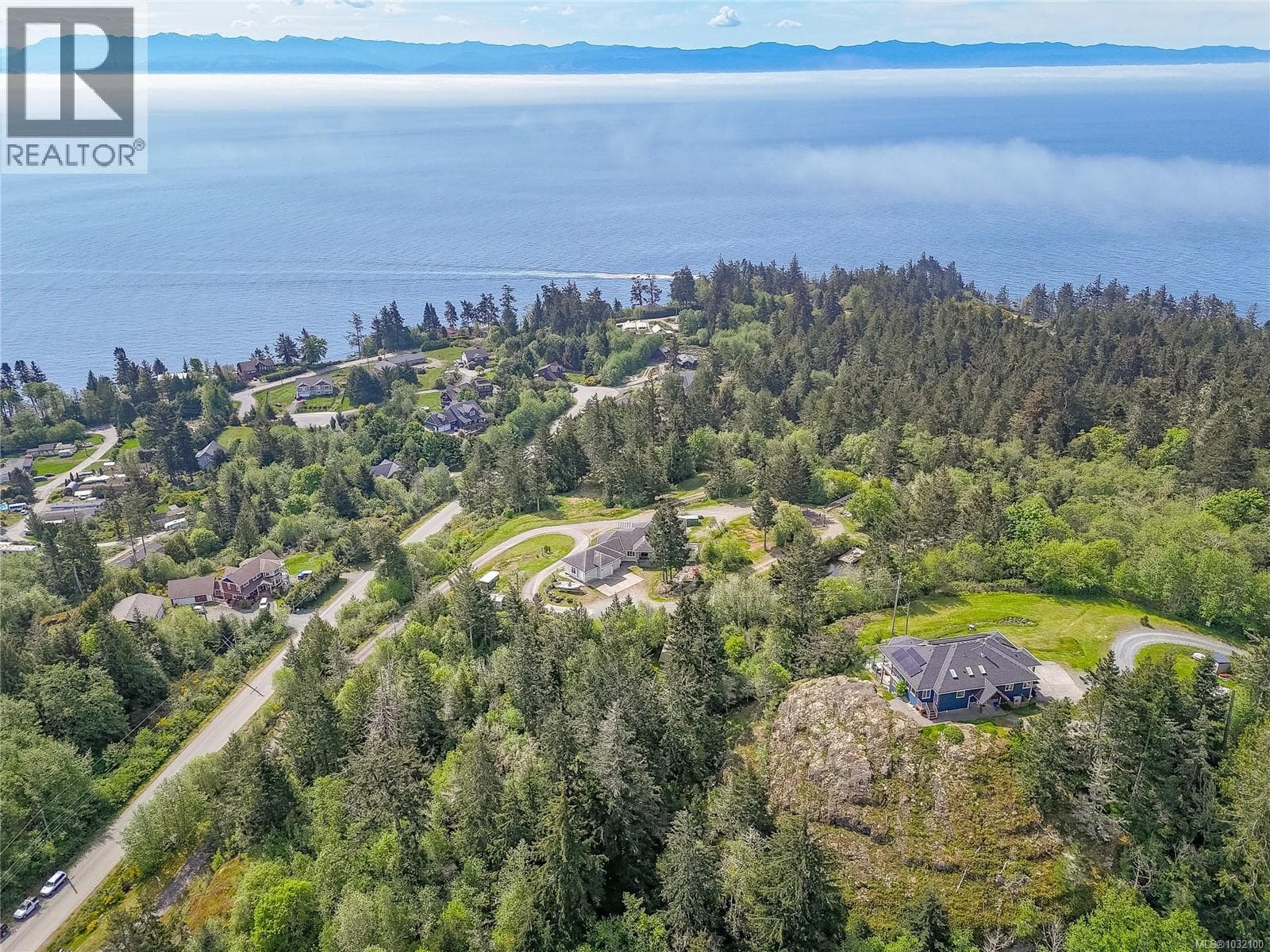 2175 Otter Ridge Dr, Victoria — photo 2