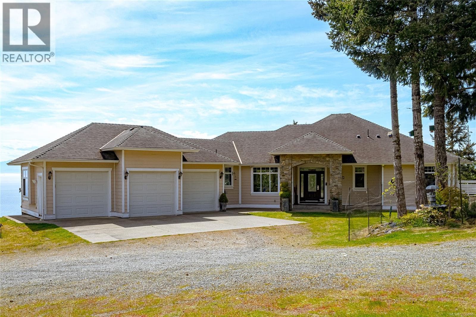 2175 Otter Ridge Dr, Victoria — photo 3