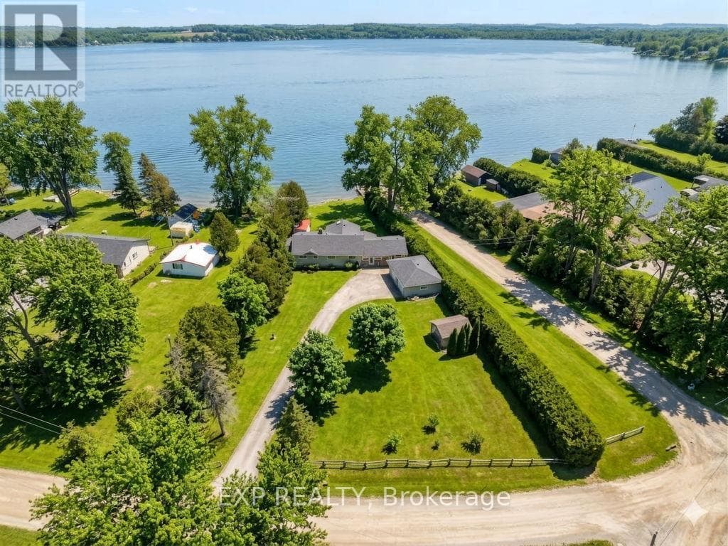 561 DUCLOS POINT ROAD, Toronto — photo 2