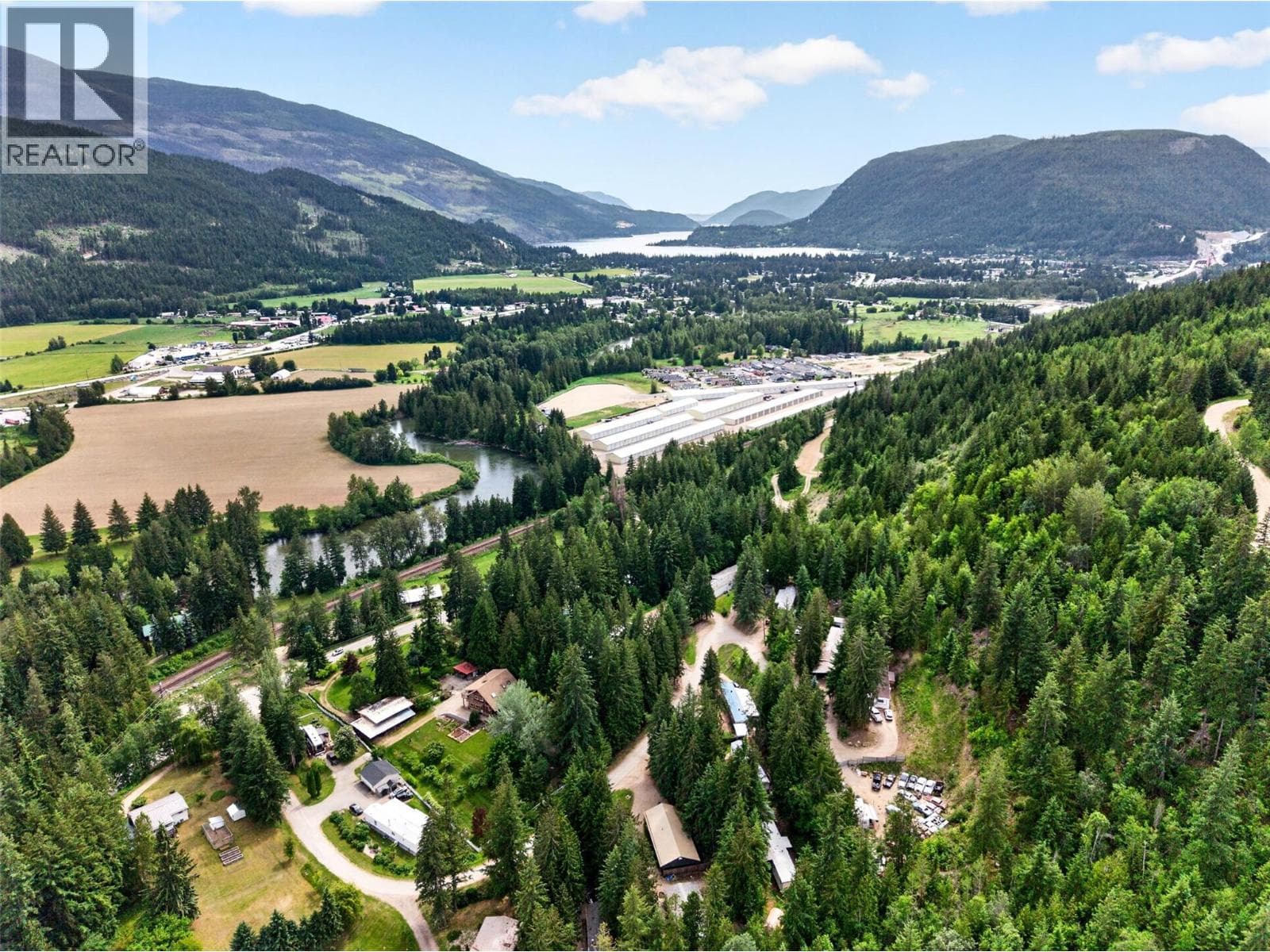 2030 Solsqua-Sicamous Road, Interior REALTORS® — photo 4