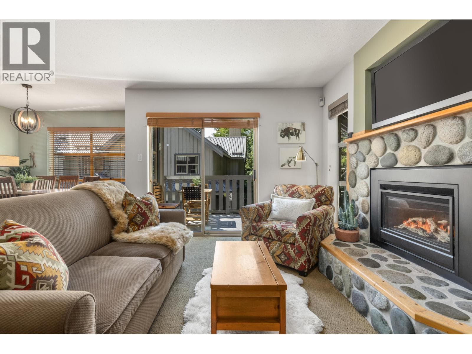 40 4737 SPEARHEAD DRIVE, Greater Vancouver — photo 3