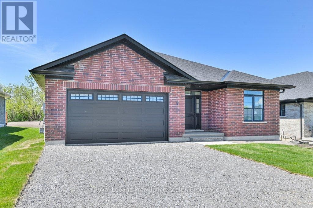 8 DUNMOR STREET, Central Lakes — photo 2