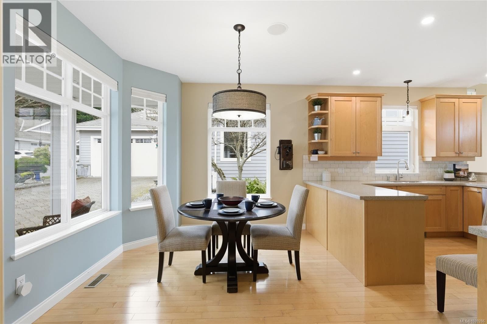 1403 Cape Cod Dr, Vancouver Island — photo 4