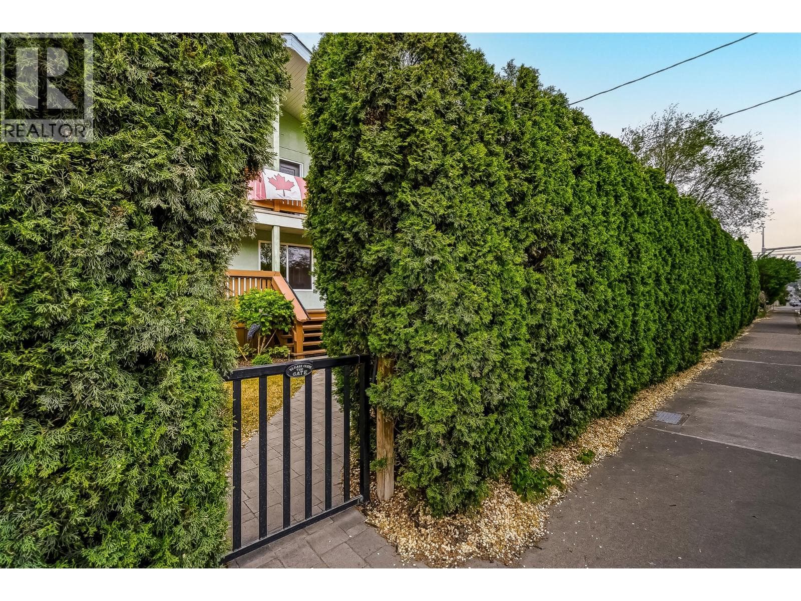 1127 COLUMBIA STREET, Interior REALTORS® — photo 3