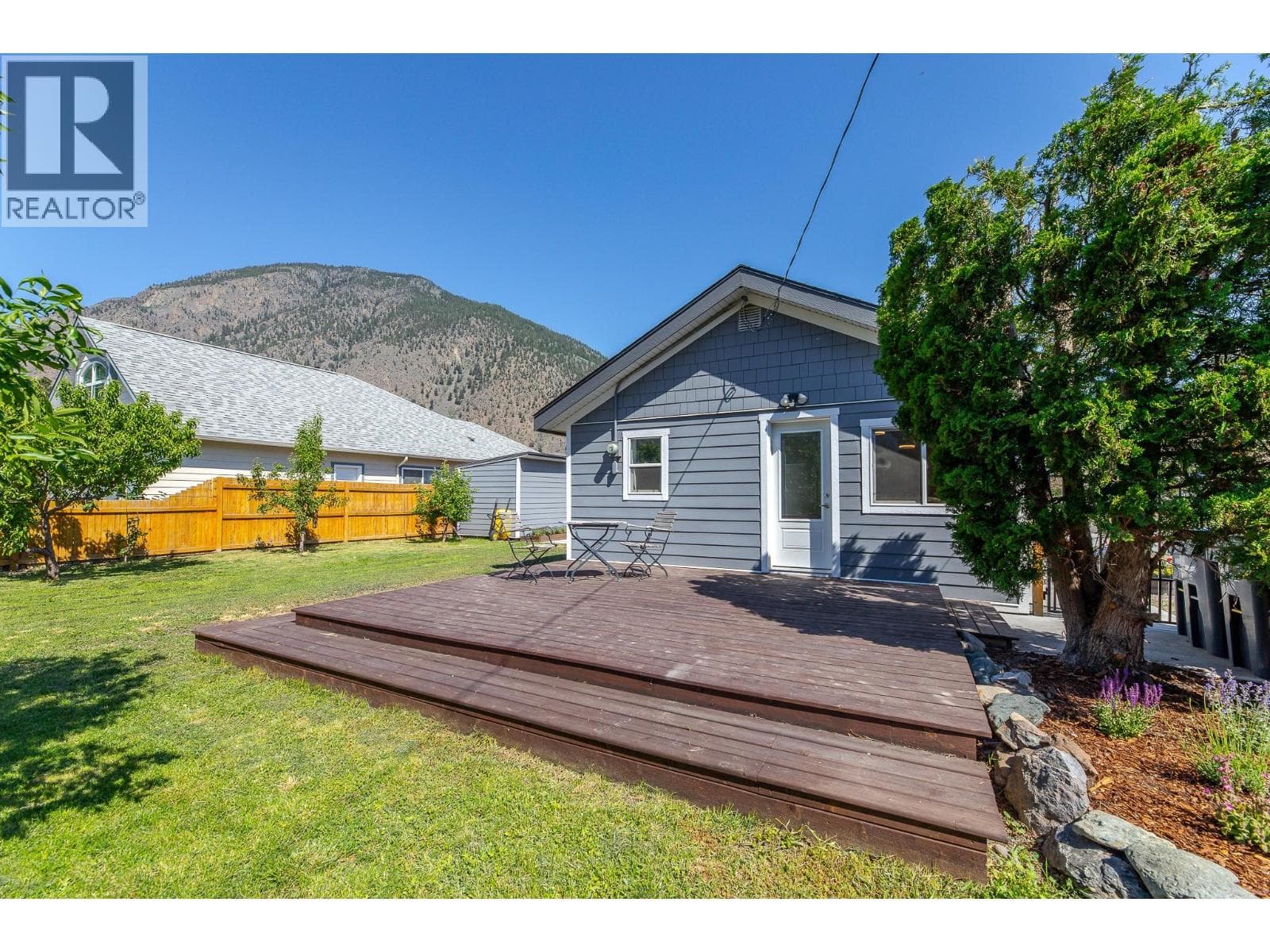 430 6th Avenue, Interior REALTORS® — photo 4