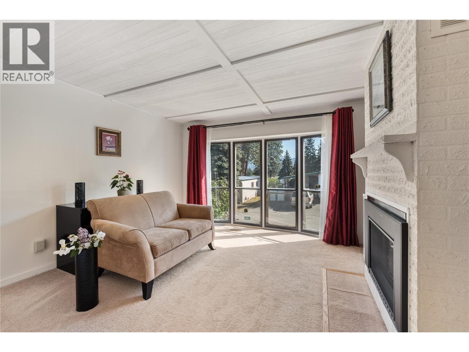 1929 Hwy 97 Street Unit# 40, Interior REALTORS® — photo 4