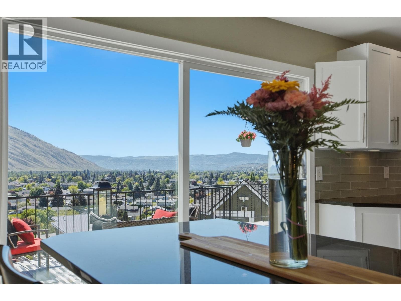 899 IDA LANE, Interior REALTORS® — photo 5