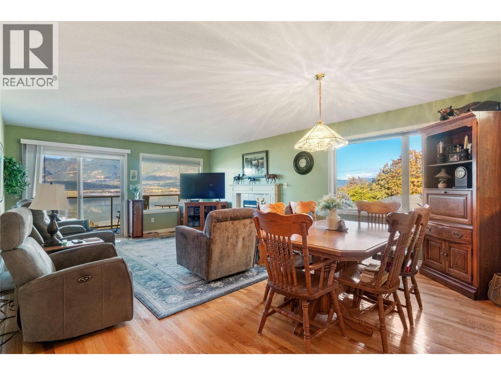 4483 14 Street NE, Interior REALTORS® — photo 5