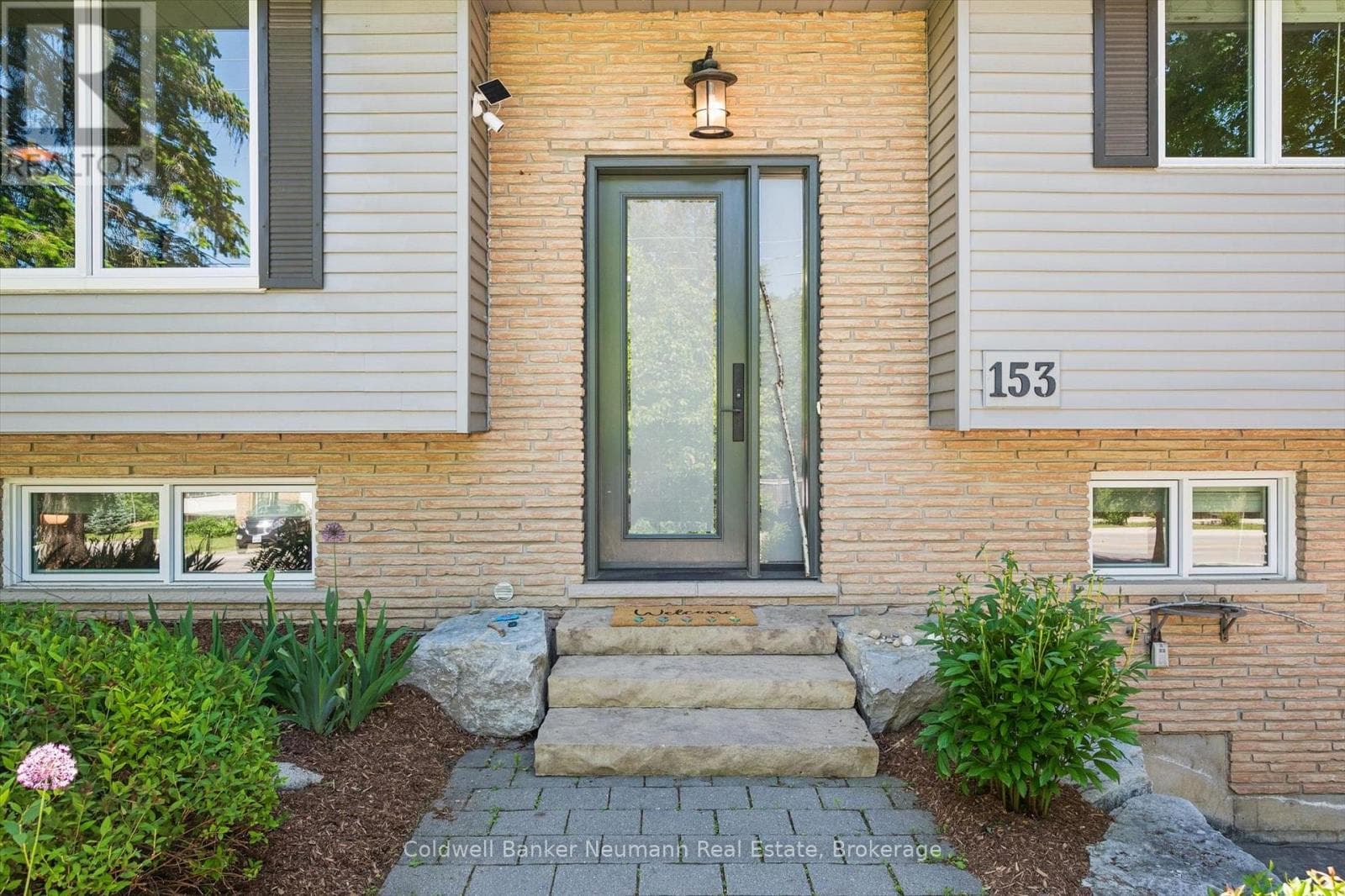 153 HARRIS STREET, OnePoint — photo 2