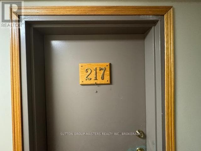 217 - 561 ARMSTRONG ROAD, Kingston — photo 5