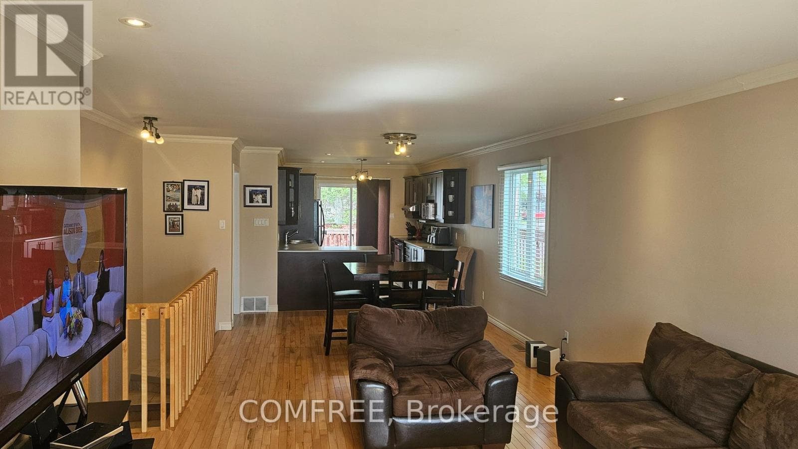 410 MARC ANDRE STREET, Ottawa — photo 3