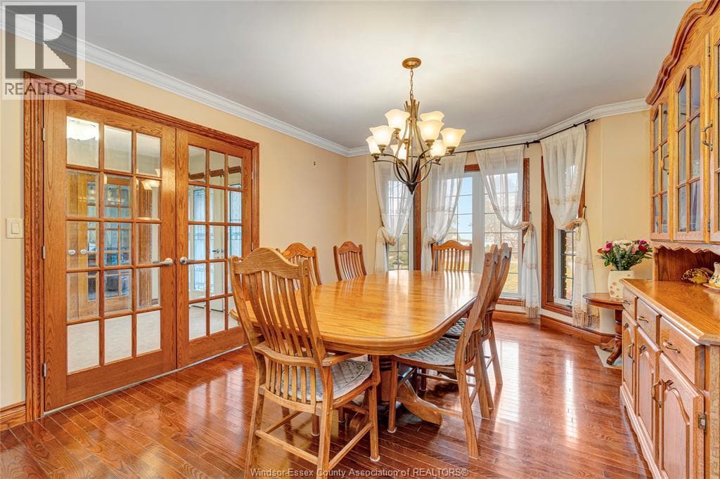 870 MCRAE AVENUE, Windsor — photo 3