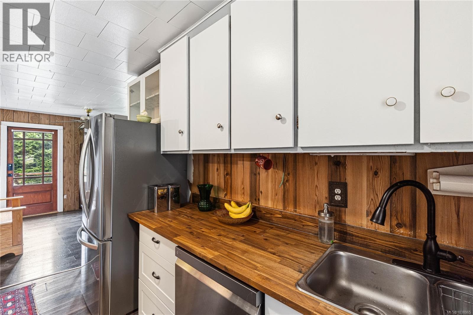 980 Poplar Way, Vancouver Island — photo 5