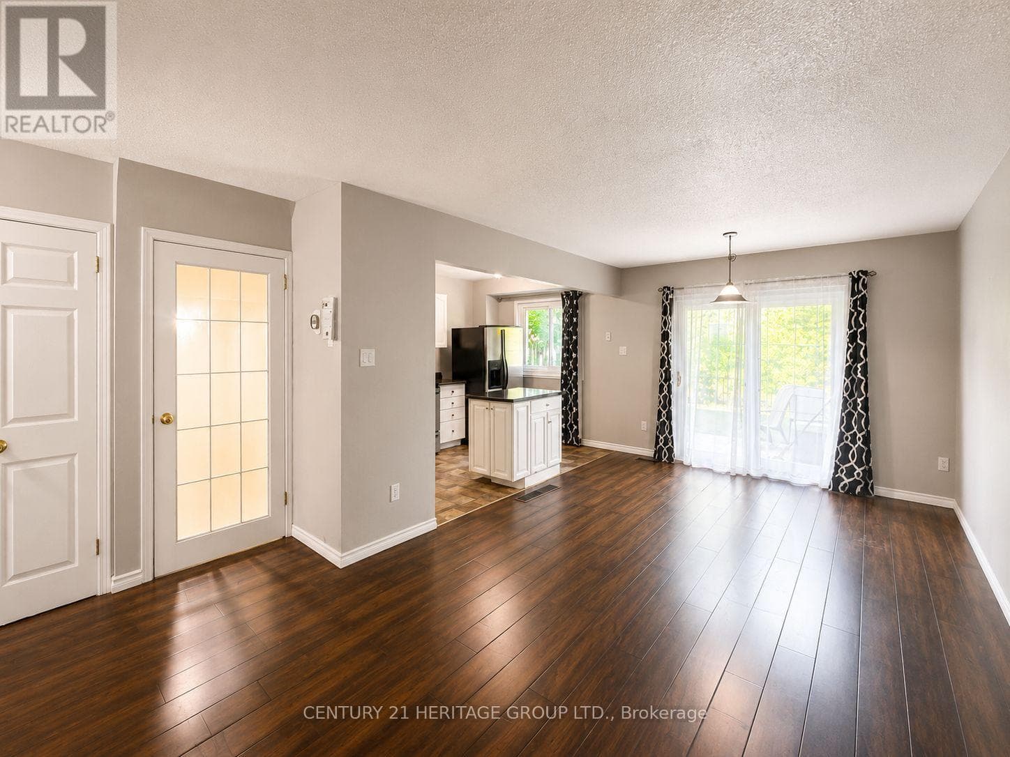 7 - 441 BARRIE ROAD, Toronto — photo 3