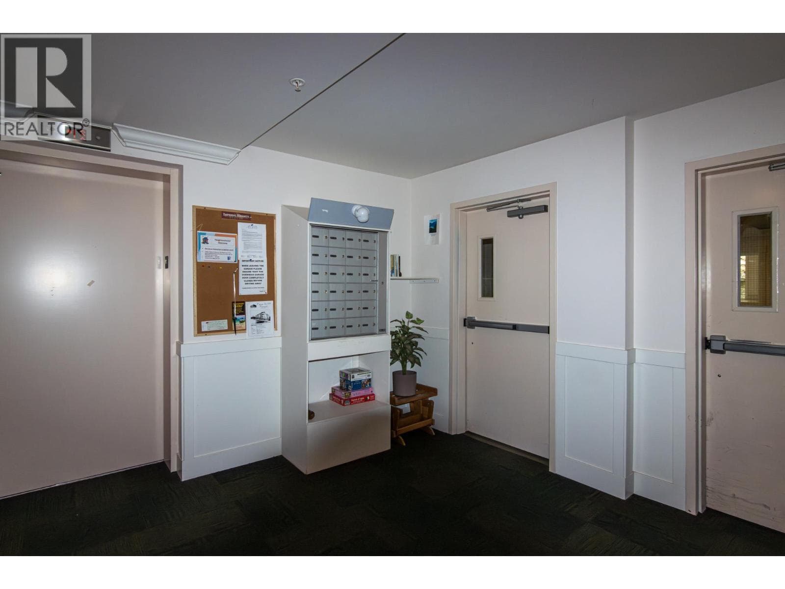 330 4 Avenue SE Unit# 402 Lot# 330, Interior REALTORS® — photo 5