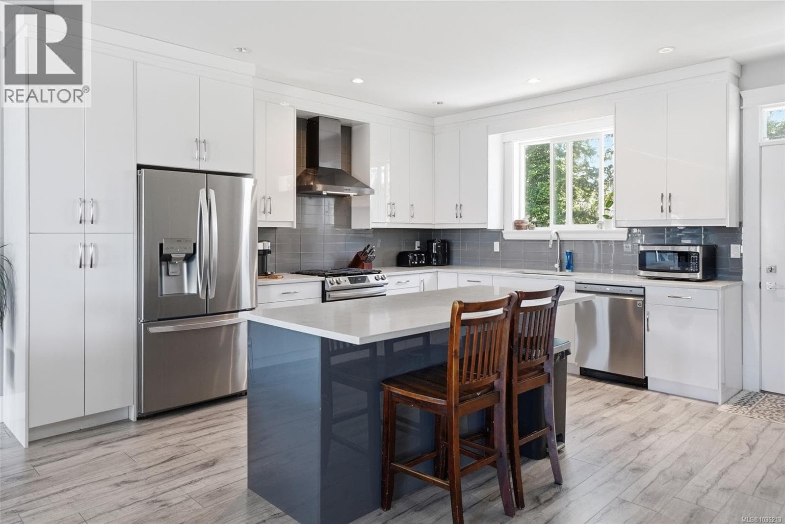 135 LINDQUIST ROAD, Vancouver Island — photo 3