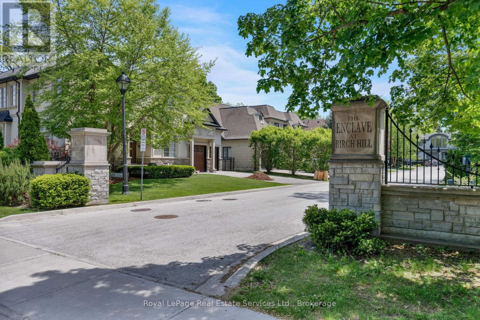456 LAKESHORE ROAD WEST, Oakville-Milton — photo 3